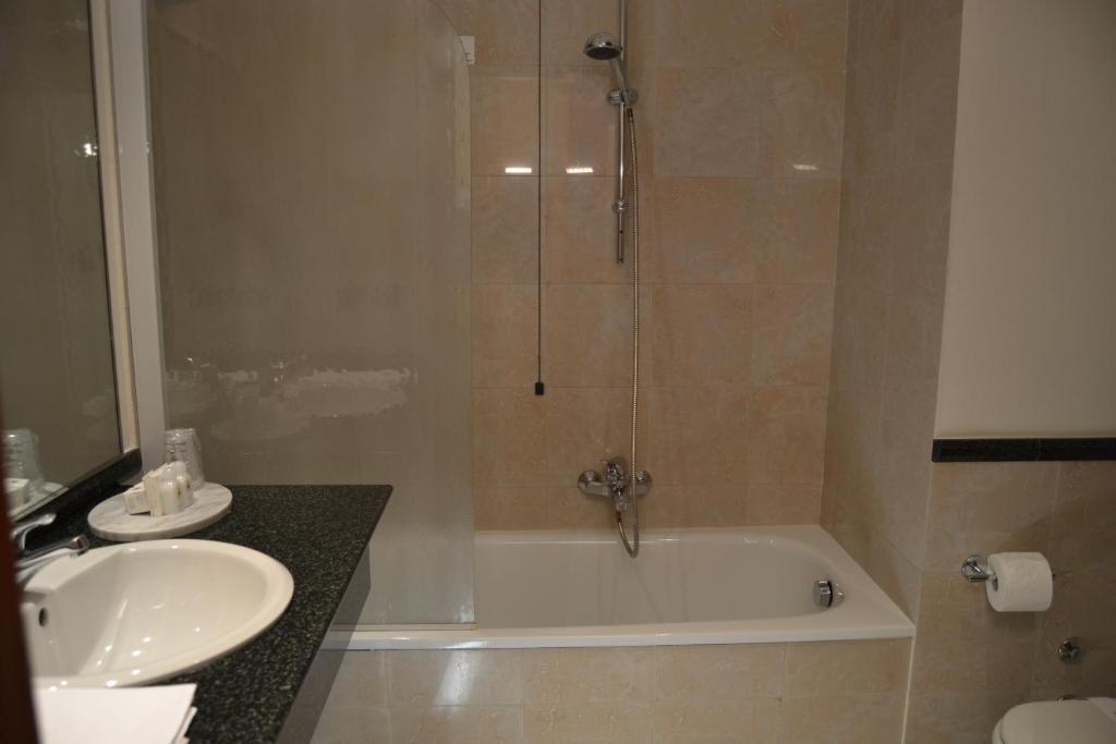 Hotel Due Leoni Sacile Exterior photo